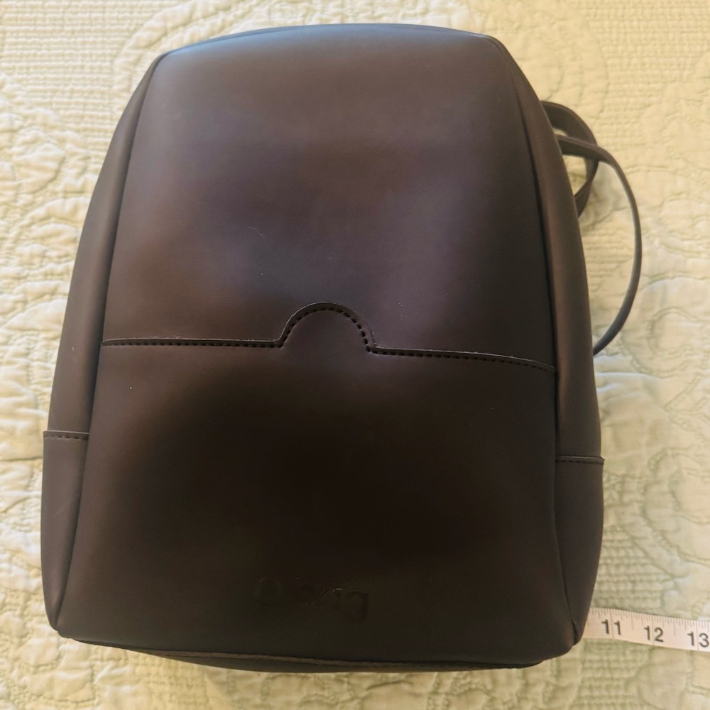O Bag Black Backpack - Picture 2 of 12